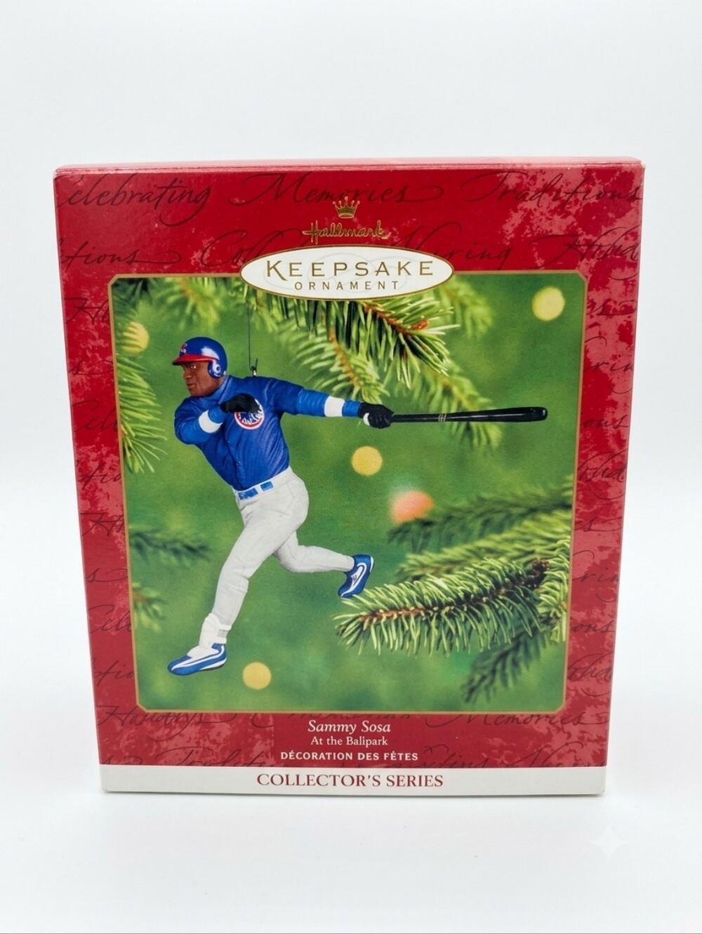 2001 Sammy Sosa, Chicago Cubs – Hallmark Keepsake Ornament 'Collectors Series'